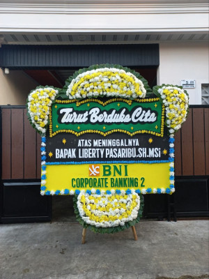 Papan Bunga Duka di Medang Deras