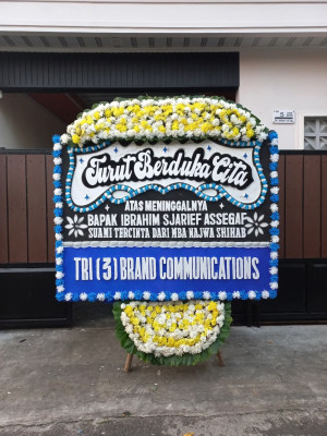 Papan Bunga Duka di Medang Deras